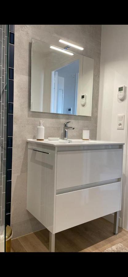 Large Studio Direct Access To The Beach 波尔尼谢 外观 照片